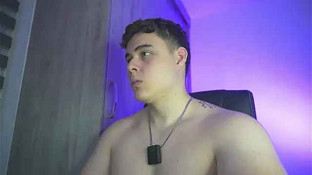 Snapshot of odin_blake chatting on 03/04/25, 02:17 odin blake online show from 03/04/25, 02:17