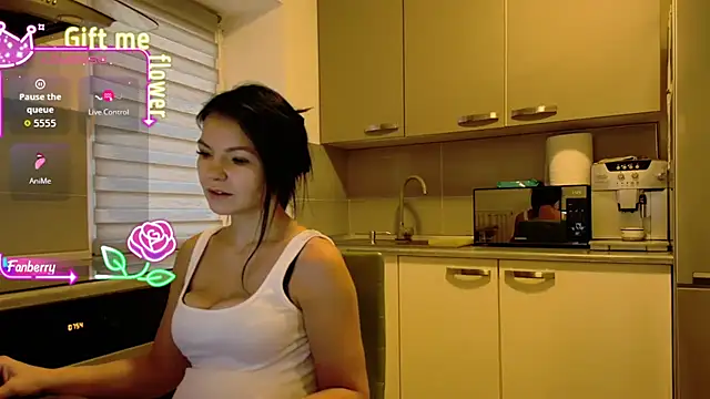 Snapshot of alisoncassie chatting on 10/15/25, 04:55 alisoncassie online show from 10/15/25, 04:55