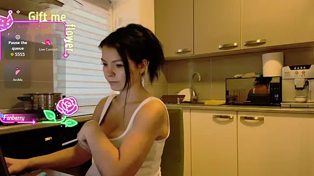 Snapshot of alisoncassie chatting on 10/20/25, 05:09 alisoncassie online show from 10/20/25, 05:09