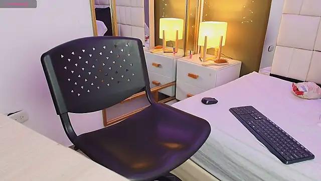 anahi maite online show from 10/30/25, 07:55