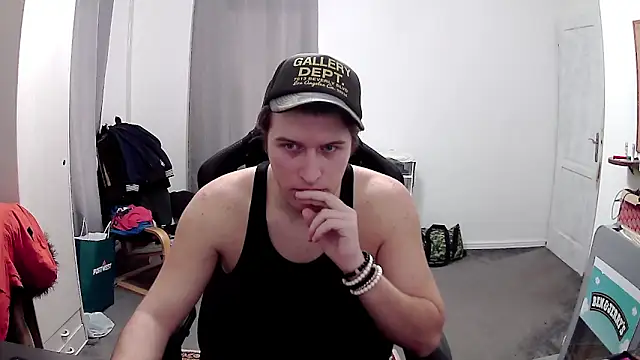 PKrisztian online show from 03/08/26, 03:37