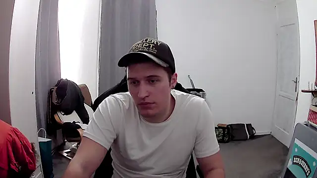 PKrisztian online show from 04/16/26, 08:42