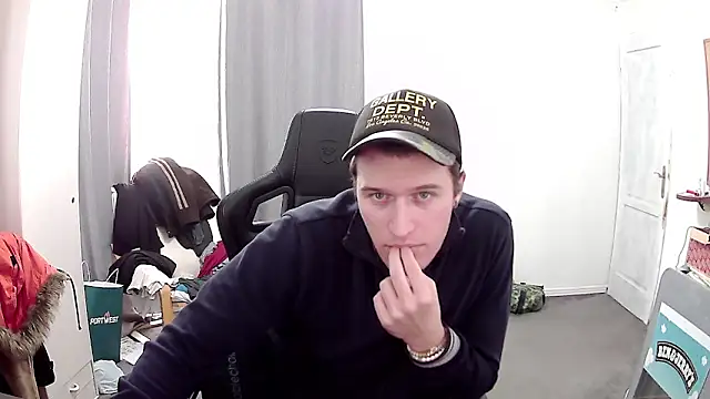 PKrisztian online show from 02/08/26, 06:05