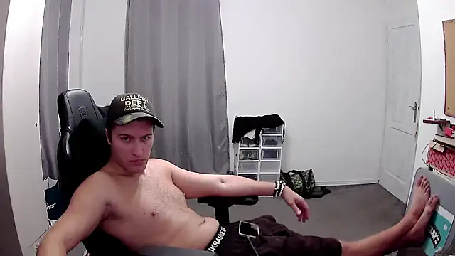 PKrisztian online show from 10/14/25, 02:50