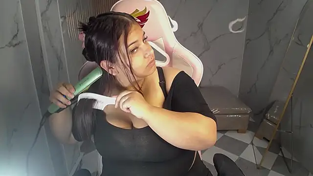 skeler lovd b  online show from 11/04/25, 12:53