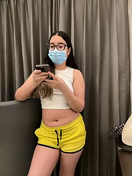 jAsMinE678 online show from 06/14/26, 07:42