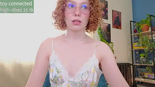 Snapshot of _lightmyfire chatting on 02/12/25, 10:14  lightmyfire online show from 02/12/25, 10:14