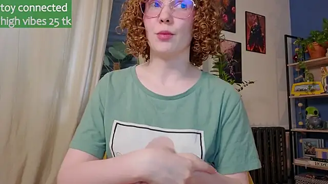 Snapshot of _lightmyfire chatting on 03/21/25, 02:18  lightmyfire online show from 03/21/25, 02:18