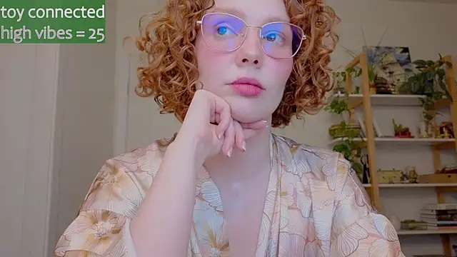 Snapshot of _lightmyfire chatting on 09/17/25, 03:47  lightmyfire online show from 09/17/25, 03:47