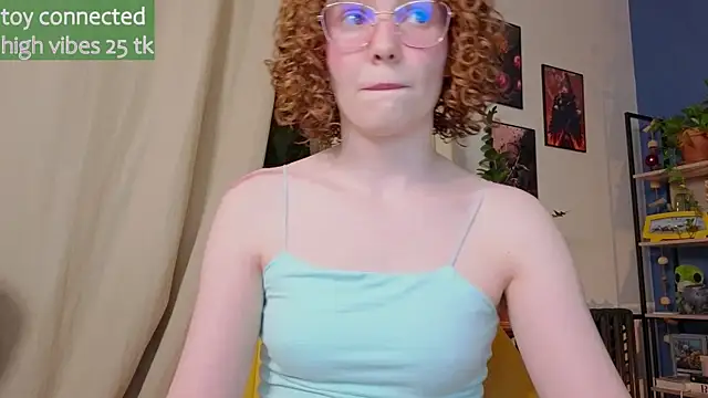 Snapshot of _lightmyfire chatting on 03/08/25, 01:17  lightmyfire online show from 03/08/25, 01:17