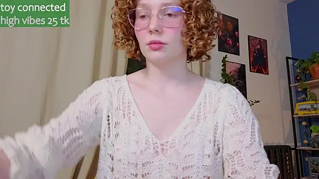 Snapshot of _lightmyfire chatting on 03/15/25, 04:10  lightmyfire online show from 03/15/25, 04:10