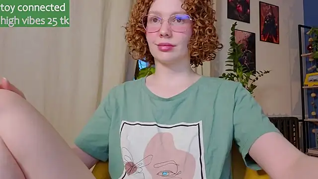 Snapshot of _lightmyfire chatting on 03/17/25, 03:50  lightmyfire online show from 03/17/25, 03:50