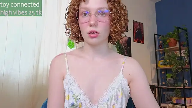 Snapshot of _lightmyfire chatting on 02/12/25, 06:51  lightmyfire online show from 02/12/25, 06:51