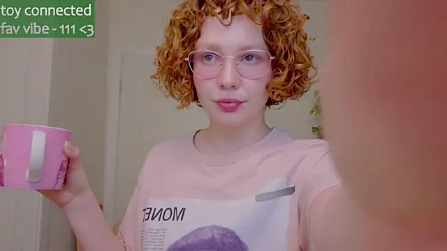 Snapshot of _lightmyfire chatting on 10/03/25, 10:11  lightmyfire online show from 10/03/25, 10:11