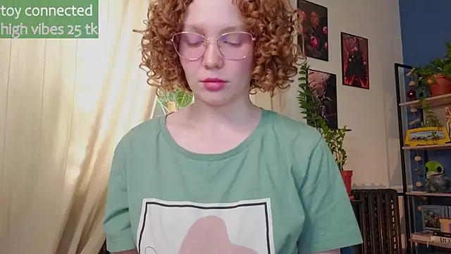 Snapshot of _lightmyfire chatting on 02/28/25, 08:53  lightmyfire online show from 02/28/25, 08:53