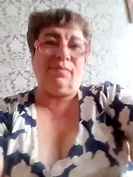 Snapshot of Lee_Nell chatting on 03/05/25, 11:28 Lee Nell online show from 03/05/25, 11:28
