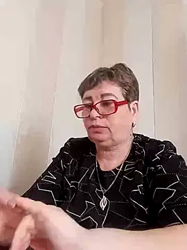 Snapshot of Lee_Nell chatting on 01/31/25, 04:14 Lee Nell online show from 01/31/25, 04:14