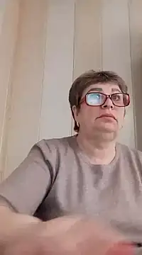 Snapshot of Lee_Nell chatting on 03/03/25, 02:44 Lee Nell online show from 03/03/25, 02:44