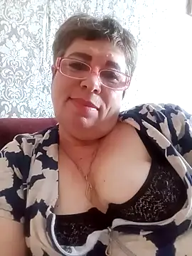 Snapshot of Lee_Nell chatting on 02/12/25, 09:31 Lee Nell online show from 02/12/25, 09:31