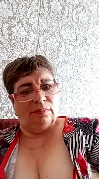 Snapshot of Lee_Nell chatting on 02/05/25, 09:04 Lee Nell online show from 02/05/25, 09:04
