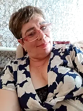 Snapshot of Lee_Nell chatting on 01/28/25, 08:47 Lee Nell online show from 01/28/25, 08:47