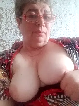 Snapshot of Lee_Nell chatting on 03/17/25, 12:04 Lee Nell online show from 03/17/25, 12:04