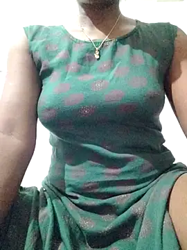 Snapshot of rituporna2004 chatting on 09/13/25, 07:25 rituporna2004 online show from 09/13/25, 07:25