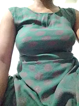 rituporna2004 online show from 04/10/26, 02:24