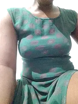 rituporna2004 online show from 11/28/25, 03:17