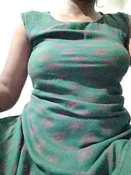 rituporna2004 online show from 04/18/26, 02:30