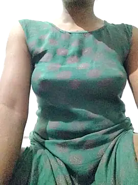 rituporna2004 online show from 12/17/25, 02:16