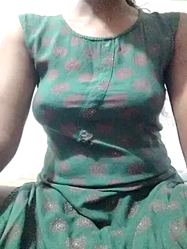 Snapshot of rituporna2004 chatting on 02/22/25, 04:07 rituporna2004 online show from 02/22/25, 04:07