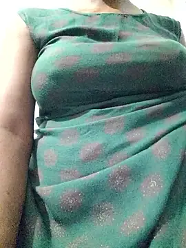 rituporna2004 online show from 04/20/26, 06:16