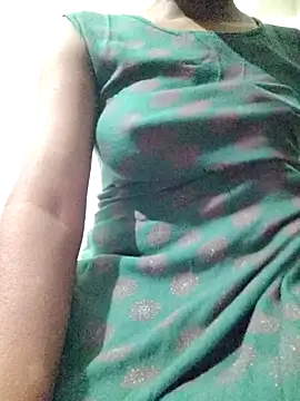 rituporna2004 online show from 01/08/26, 02:50