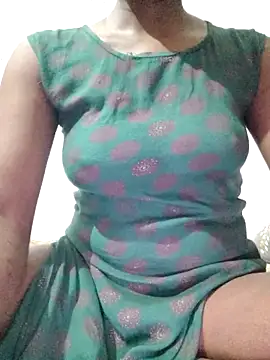 Snapshot of rituporna2004 chatting on 10/11/25, 03:13 rituporna2004 online show from 10/11/25, 03:13