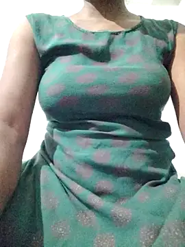 rituporna2004 online show from 04/11/26, 03:59