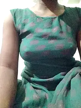 rituporna2004 online show from 12/21/25, 02:19