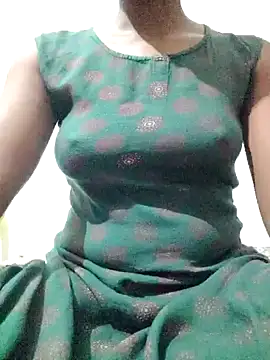 Snapshot of rituporna2004 chatting on 03/12/25, 02:45 rituporna2004 online show from 03/12/25, 02:45