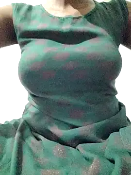 rituporna2004 online show from 04/11/26, 02:52