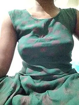 rituporna2004 online show from 01/15/26, 02:48