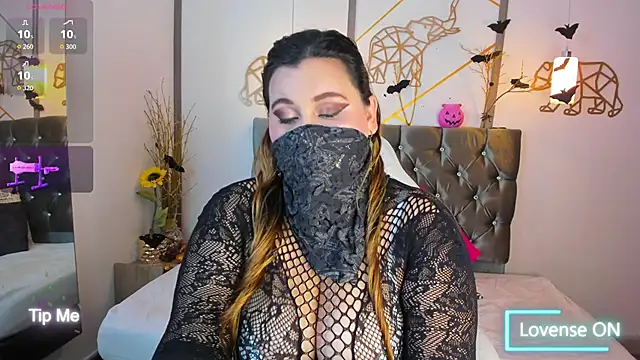 SalmaZaman online show from 10/19/25, 07:49