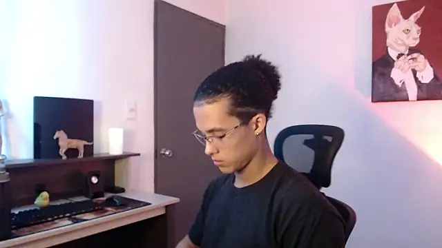 Snapshot of alejo_x3 chatting on 01/14/25, 05:30 alejo x3 online show from 01/14/25, 05:30