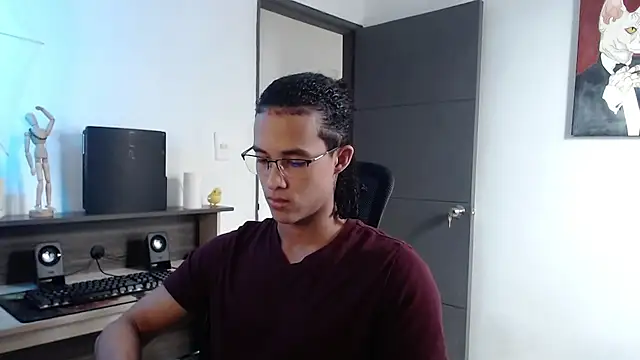 Snapshot of alejo_x3 chatting on 02/17/25, 07:55 alejo x3 online show from 02/17/25, 07:55