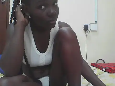 Snapshot of Ebony_Sweetcandy chatting on 10/18/25, 12:12 Ebony Sweetcandy online show from 10/18/25, 12:12