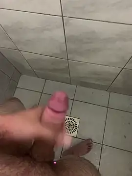 Snapshot of jhnn_ chatting on 12/04/24, 04:48 jhnn  online show from 12/04/24, 04:48