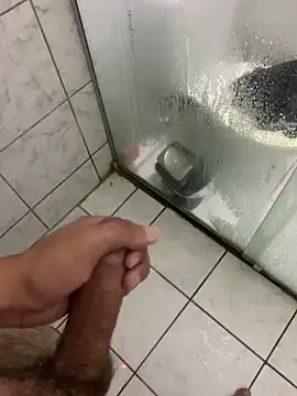 Snapshot of jhnn_ chatting on 01/15/25, 04:04 jhnn  online show from 01/15/25, 04:04