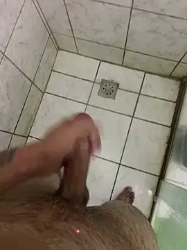 Snapshot of jhnn_ chatting on 03/18/25, 04:07 jhnn  online show from 03/18/25, 04:07