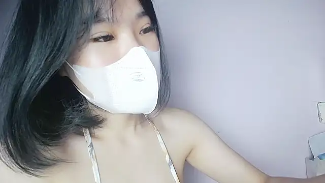 Snapshot of Baenee chatting on 10/02/25, 05:49 Baenee online show from 10/02/25, 05:49