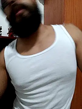 Snapshot of HombreS3n chatting on 02/05/25, 01:15 HombreS3n online show from 02/05/25, 01:15