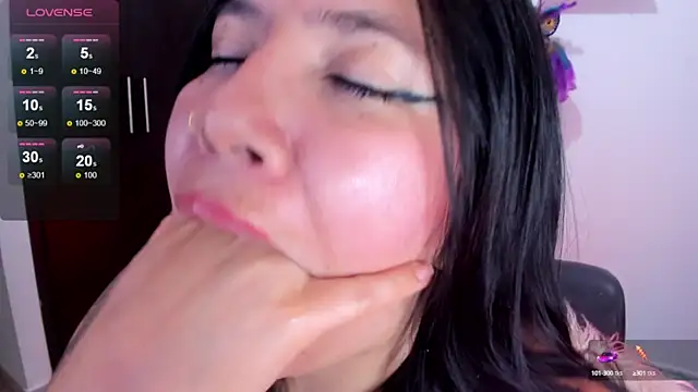 AilynRed online show from 03/19/25, 07:29